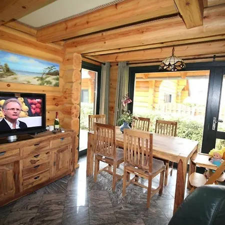 Haus Drossel - In Fuhlendorf Mit Sonniger Terrasse Holiday home